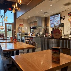 Capriotti's Sandwich Shop - Dining room