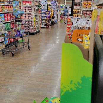Stater Bros. Markets - Looking down the cross aisle. - Grocery Near Me - La Mirada, California Stater Bros. Markets - Looking down the cross aisle. - Grocery Near Me - La Mirada, California