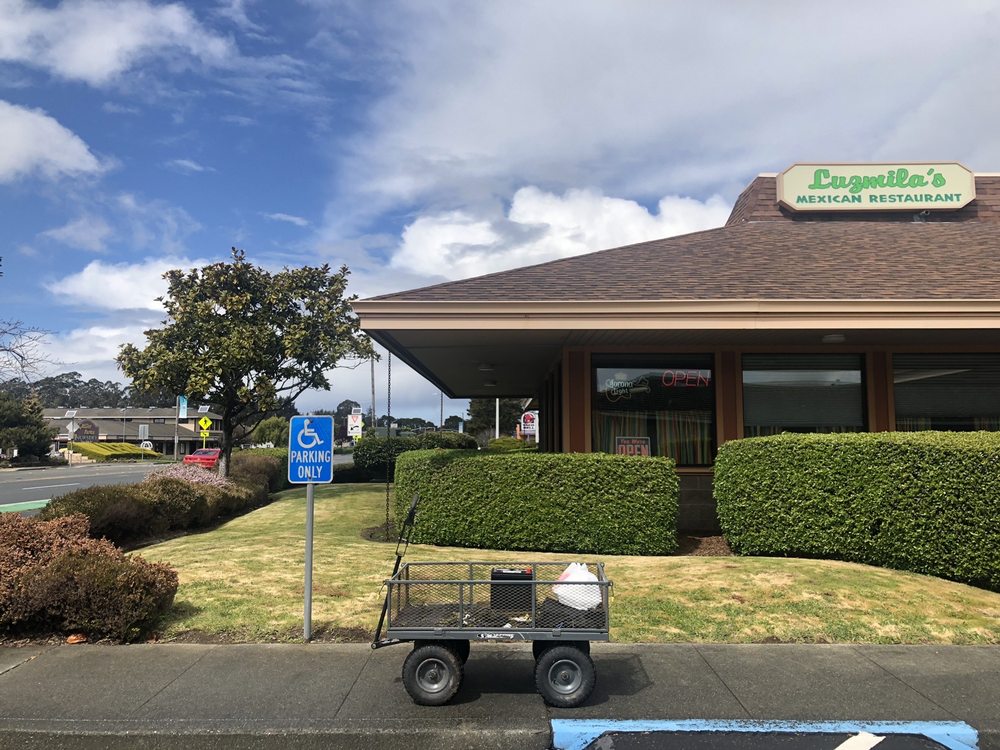 AUTOZONE Updated August 2024 13 Reviews 1585 Central Ave