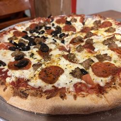 Abella Pizzeria - The Peppercotta   Medium 14" (half with black olives)