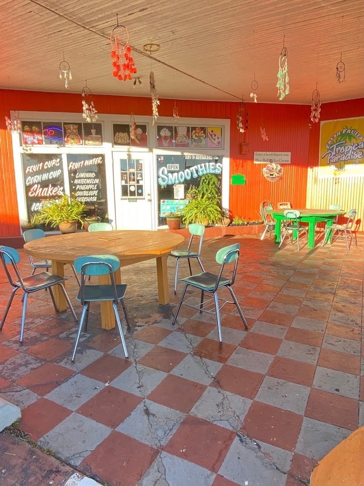 TROPICAL PARADISE FRESH FRUITS & SMOOTHIES 202 E Woodrow St