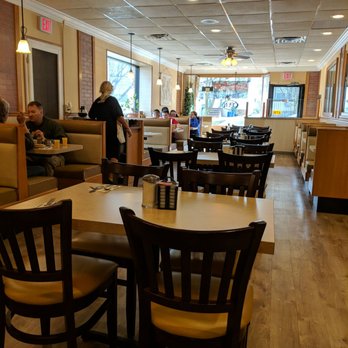 Sunny Side Up - people sitting at tables in a restaurant - Diners Near Me - Sayreville, New Jersey