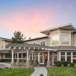 Ivy Park at Bonita - Community front entrance
