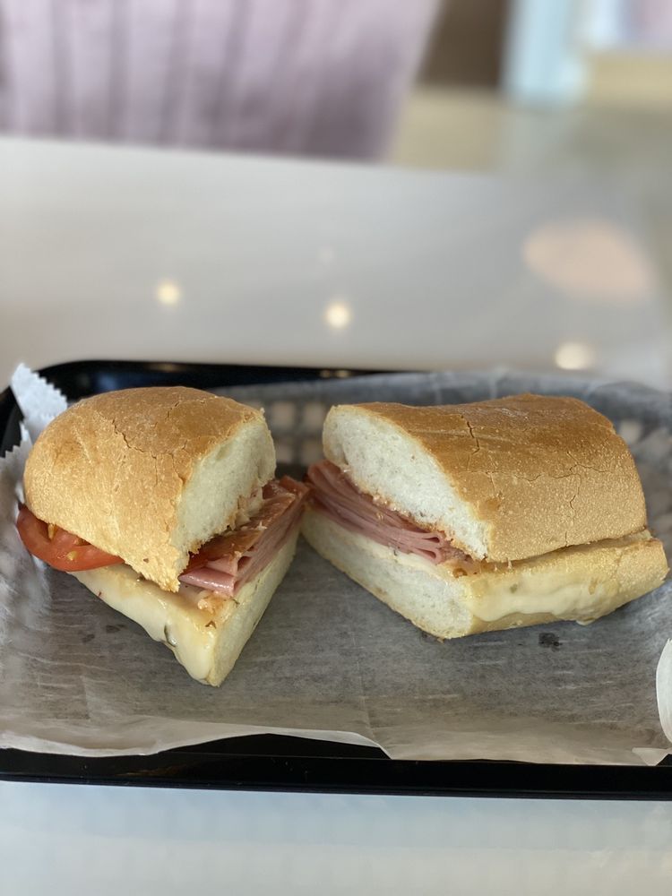 FULLA BEANS Updated September 2024 34 Photos & 29 Reviews 102 E