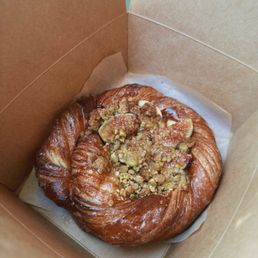 Fig goat cheese pistachio danish Fig goat cheese pistachio danish