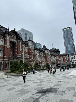 Tokyo Station by null