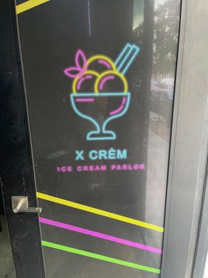 X Crèm by null