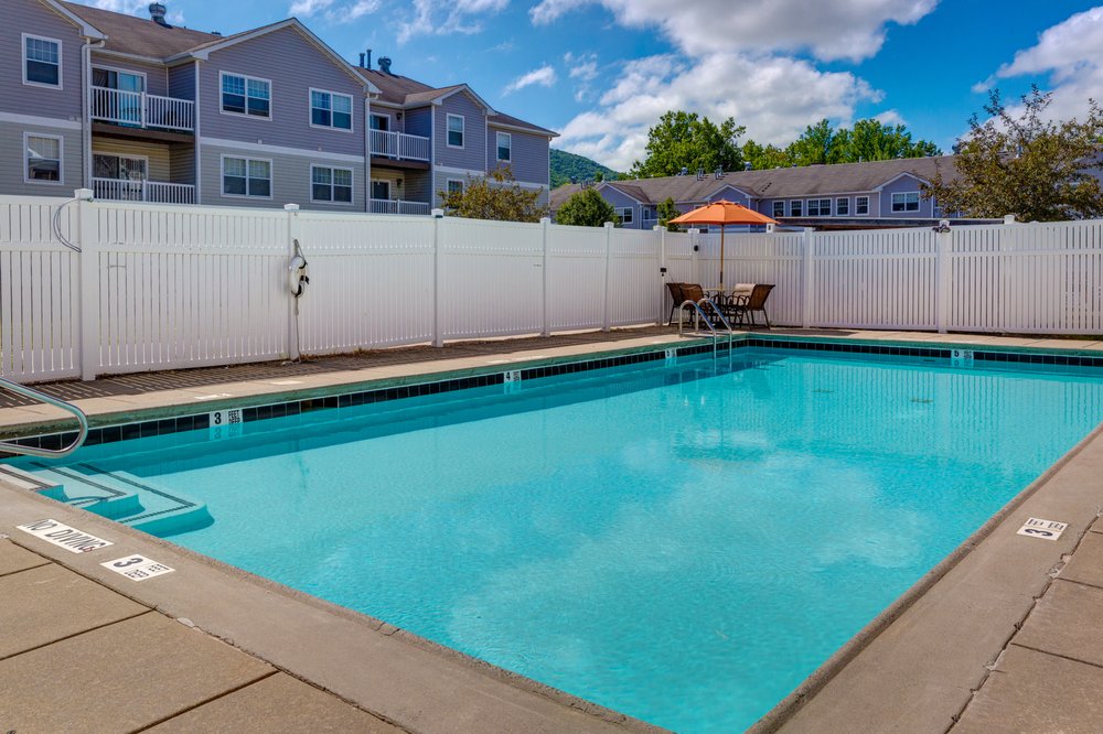 IDLEWILD CREEK APARTMENTS 20 Photos 1 Landmark Dr, Cornwall, NY Yelp