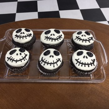 That Cake Place - Look how cute the Jack Skellington inspired cupcakes came out!! - Custom Cakes Near Me - River Oaks, Texas