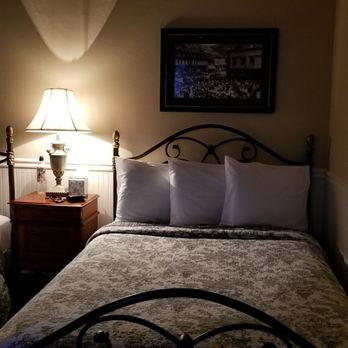 Grand Imperial Hotel - Lovely decor. Beds not that comfy. - Hotels Near Me - Silverton, Colorado Grand Imperial Hotel - Lovely decor. Beds not that comfy. - Hotels Near Me - Silverton, Colorado