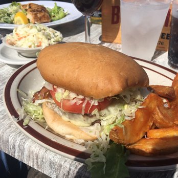 Waldo's - Burger, Fries, and Slaw! - Seafood Near Me - Vero Beach, Florida Waldo's - Burger, Fries, and Slaw! - Seafood Near Me - Vero Beach, Florida