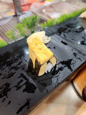 TSUKI Tokyo by null