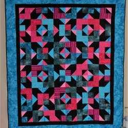 Day Dreaming in Blue and Pink, pattern is by Cozy Quilt Designs