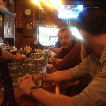 Corner Bistro - Having a nice drink at the bar with the parents - American Near Me - New York, New York