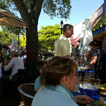 C'est La Vie - Outside seating - French Near Me - Sarasota, Florida C'est La Vie - Outside seating - French Near Me - Sarasota, Florida