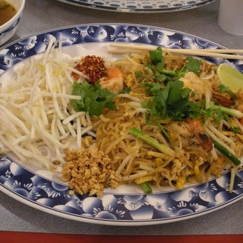 Thai Lovers - Pad Thai with Shrimp - Thai Near Me - San Jose, California Thai Lovers - Pad Thai with Shrimp - Thai Near Me - San Jose, California