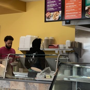Peño Mediterranean Grill - Diego and the crew making food - Mediterranean Near Me - Charlotte, North Carolina Peño Mediterranean Grill - Diego and the crew making food - Mediterranean Near Me - Charlotte, North Carolina
