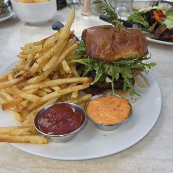 Eden - Desert blue burger - Seafood Near Me - Cottonwood, Arizona