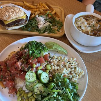 Bluberry Social - cheeseburger, ahi poke, french onion soup - Breakfast & Brunch Near Me - Irvine, California Bluberry Social - cheeseburger, ahi poke, french onion soup - Breakfast & Brunch Near Me - Irvine, California