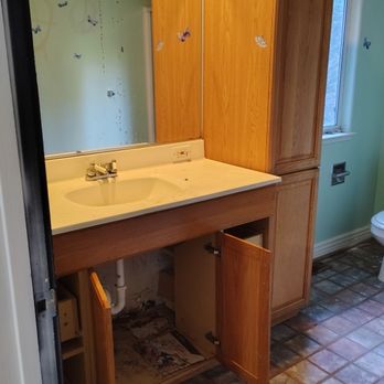 Andrade's Home Services - Small bathroom upgrade - Handyman Near Me Andrade's Home Services - Small bathroom upgrade - Handyman Near Me