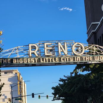 Old Reno Arch - Landmarks & Historical Buildings Near Me - Reno, Nevada