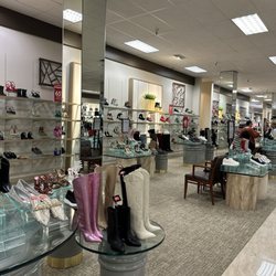 Dillard's - Shoe Dept