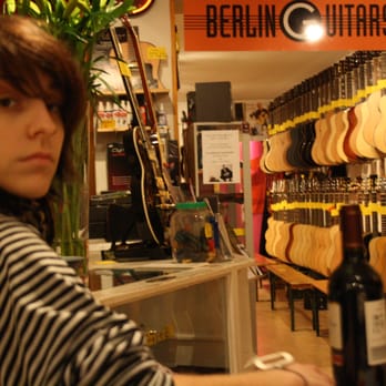 Berlin Guitars - Musical Instruments & Teachers Near Me - Berlin, BE Berlin Guitars - Musical Instruments & Teachers Near Me - Berlin, BE
