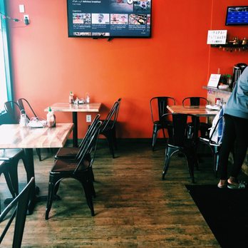 Papa Fattoush Restaurant - Seating - Mediterranean Near Me - Carmel, Indiana