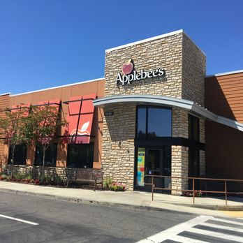 Applebee's Grill + Bar - American Near Me - Lakewood, California