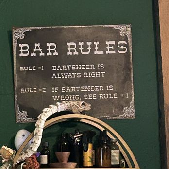 The Cut Cocktail Lounge