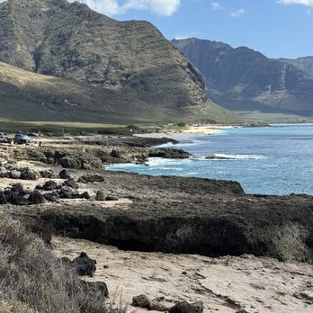 Ka'ena Point Trail Hike - Beautiful! - Hiking Near Me - Waialua, Hawaii Ka'ena Point Trail Hike - Beautiful! - Hiking Near Me - Waialua, Hawaii