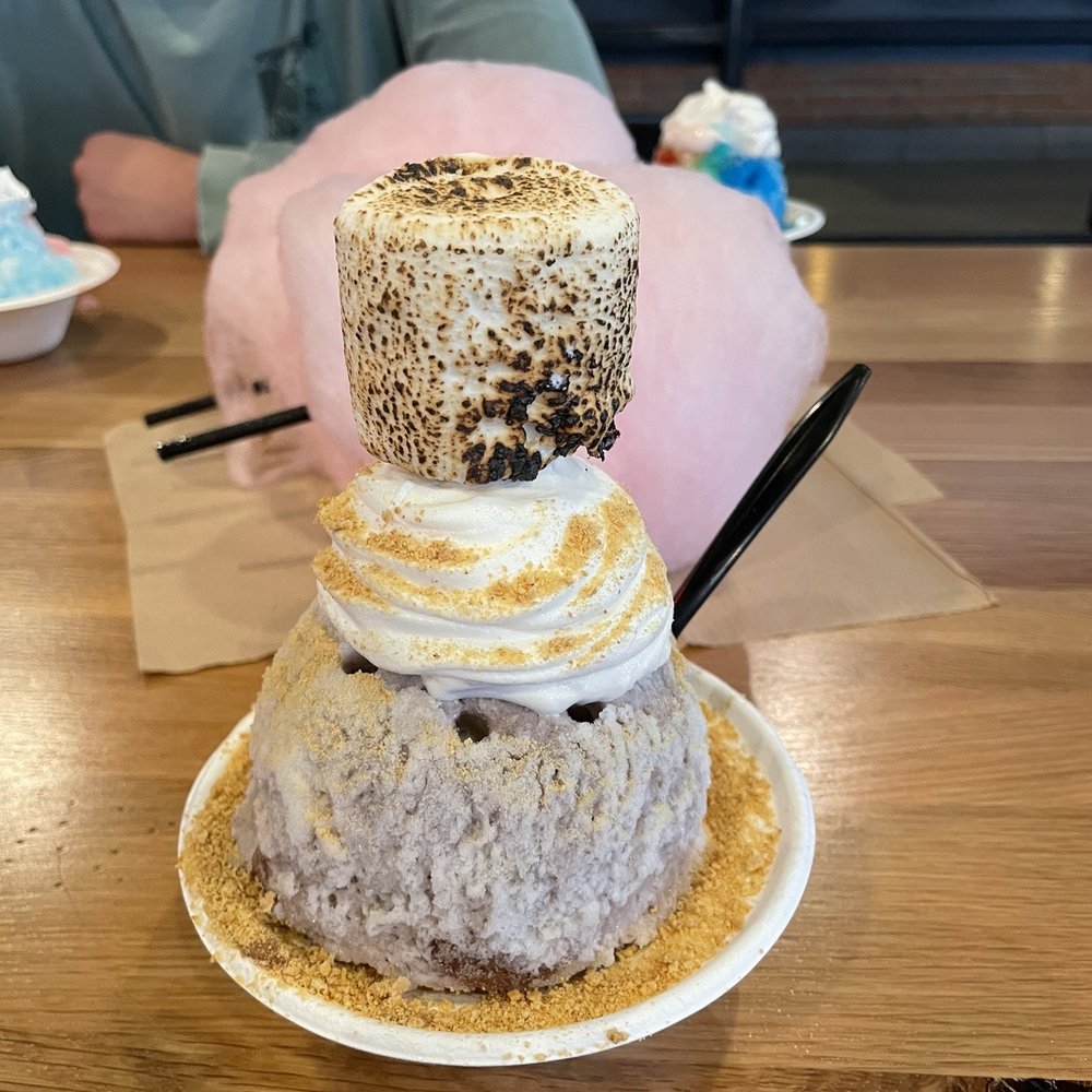 Cotton & Snow - S'mores with Ice cream the marshmallow is toasted with a flame - Shaved Ice Near Me - Nashville, Tennessee Cotton & Snow - S'mores with Ice cream the marshmallow is toasted with a flame - Shaved Ice Near Me - Nashville, Tennessee
