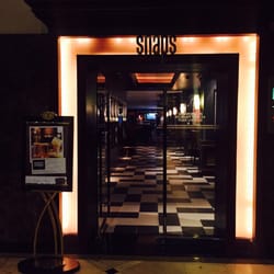 Snaps Sports Bar