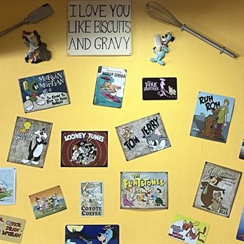 Comfort Cafe - Nostalgic wall decor. - Breakfast & Brunch Near Me - San Antonio, Texas Comfort Cafe - Nostalgic wall decor. - Breakfast & Brunch Near Me - San Antonio, Texas