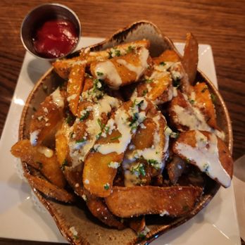 The Crown Tavern - Fries - Breweries Near Me - Glen Mills, Pennsylvania