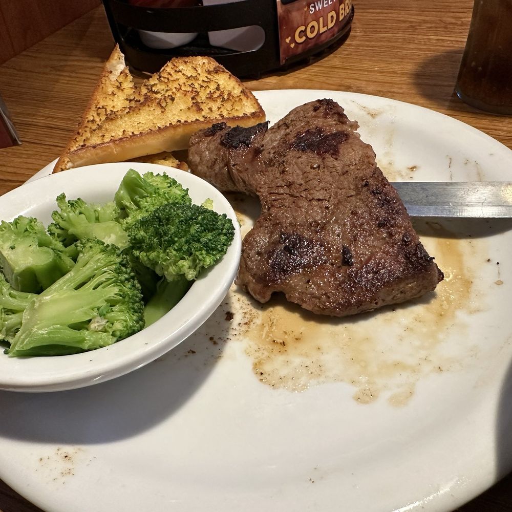 Denny's - Sirloin Steak with Broccoli - American Near Me - Haw River, North Carolina Denny's - Sirloin Steak with Broccoli - American Near Me - Haw River, North Carolina