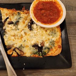 Italian Gardens - Portobello flatbread with marinara