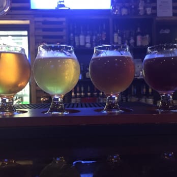 Rose City Draft House & Bar - Beer flights for $8. - Bars Near Me - Tyler, Texas