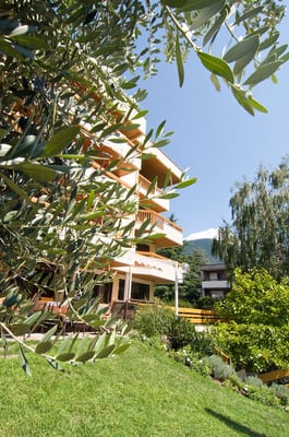 Hotel Pollinger in Meran by null