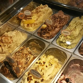 Gelados & Companhia - Gelato Near Me - Carvoeiro, 08 Gelados & Companhia - Gelato Near Me - Carvoeiro, 08