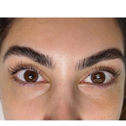 Eyelysian - Lash Lift & Tint
(Medium Natural Lash length)