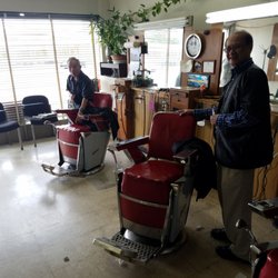 Palace Barber Shop - Great old school barber shop