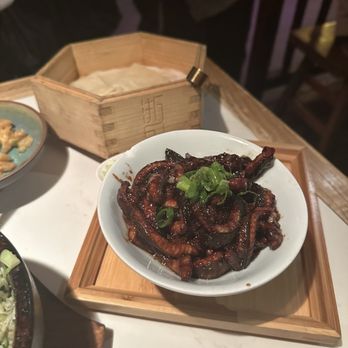 Cheli - Qianlongs Favorite Eel - Shanghainese Near Me - New York, New York