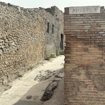 Pompeii Ruins - Landmarks & Historical Buildings Near Me - Pompei, NA