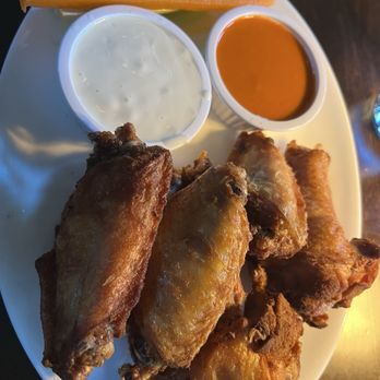 McLoone's Boathouse - Chicken Wings - New American Near Me - West Orange, New Jersey McLoone's Boathouse - Chicken Wings - New American Near Me - West Orange, New Jersey