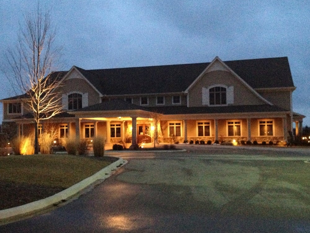 METAMORA FIELDS RESTAURANT Updated September 2024 16 Reviews 801