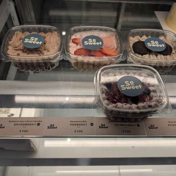 So Sweet - Full-sized cake boxes - Desserts Near Me - Markham, Ontario