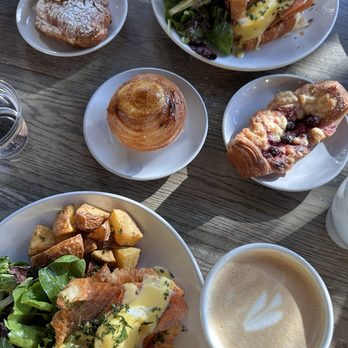 Farine Bakery & Cafe - Bakeries Near Me - Bellevue, Washington Farine Bakery & Cafe - Bakeries Near Me - Bellevue, Washington