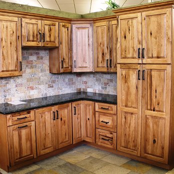 Oakwood Cabinets - kitchen with granite countertops - Flooring Near Me - Almont, Michigan Oakwood Cabinets - kitchen with granite countertops - Flooring Near Me - Almont, Michigan