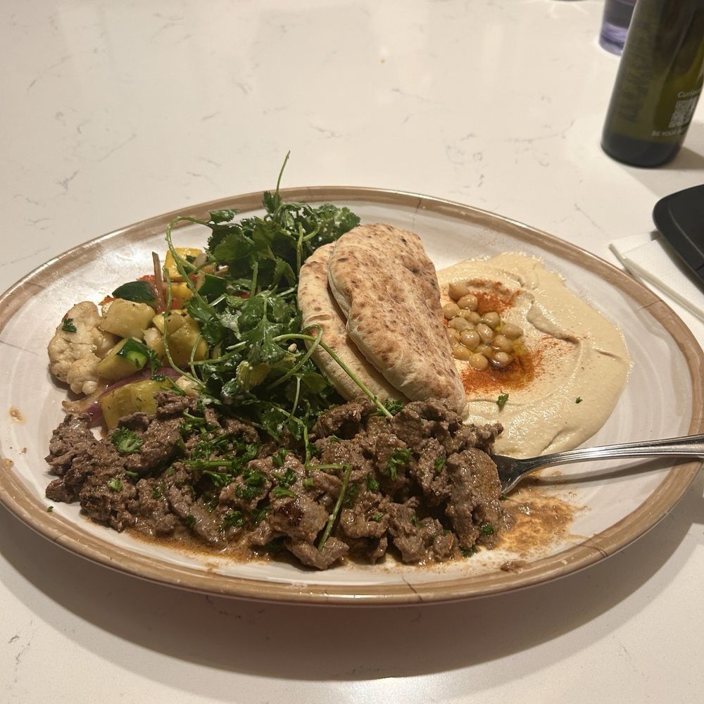 Meddys - Meddys Main Plate (steak, side of hummus) - Mediterranean Near Me - Kansas City, Missouri